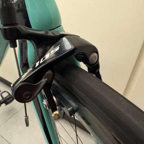 Bianchi Intenso Shimano 105 Road Bike
