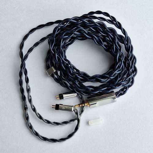 Faudio Dark Sky 跟機線 金銀合金 2pin 2.5mm