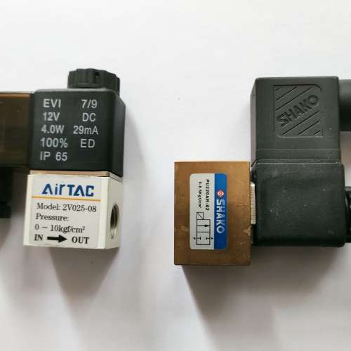 亞德客(Airtac) 2V025-08 及新恭(Shako) PU220AR-02 電磁閥