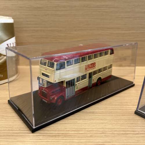 兩架KMB bus