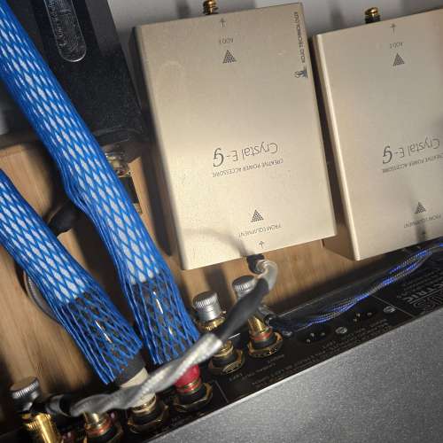 kojo crystal e-g 地盒  and  CRYSTAL CABLE  ULTRA DIAMOND jumper