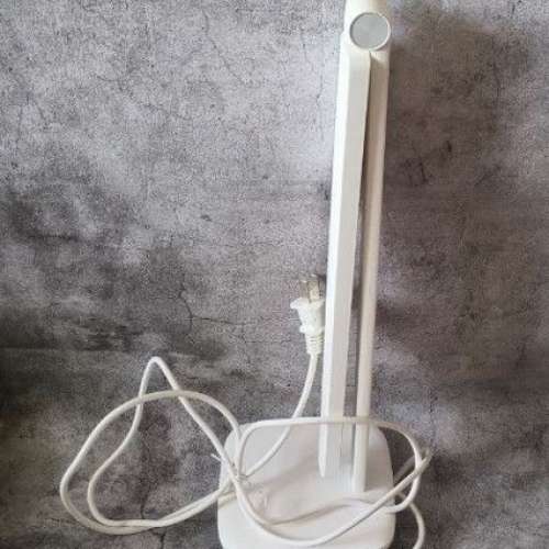 80%NEW 白色 LED 枱燈