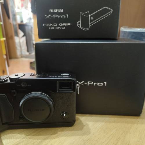 FUJIFILM X-PRO1 + HAND GRIP