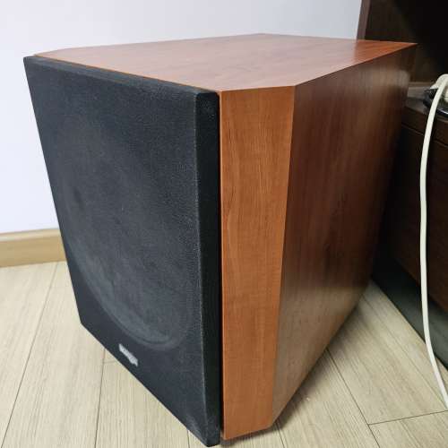 Marquis woofer 中置Celestion 後置Misson