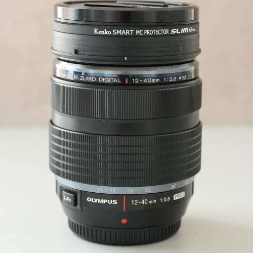 Olympus E-M1 Mark II 銀色 + ED 12-40mm F2.8 PRO鏡頭