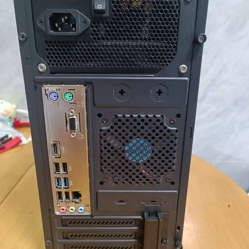 9成新 I3代i3 13100 主機