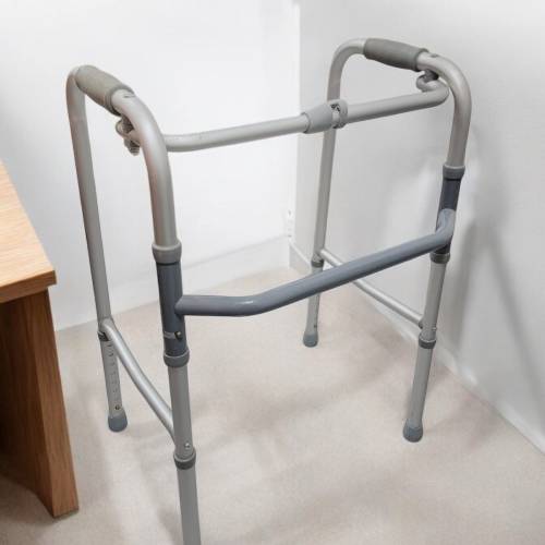 二手助行器，復康用具￼