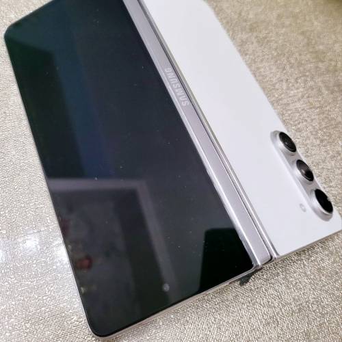 Samsung Fold 5 - 512GB
