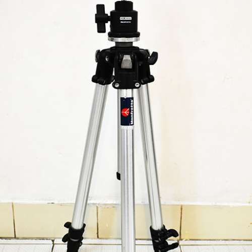 Manfrotto Professional Tripod with Ball Head連快拆板.Made in Italy.