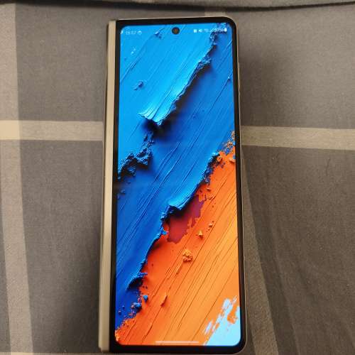 Samsung Fold Z 3 (12+512) 爆內屏, 外屏完全正常, 所有功能正常