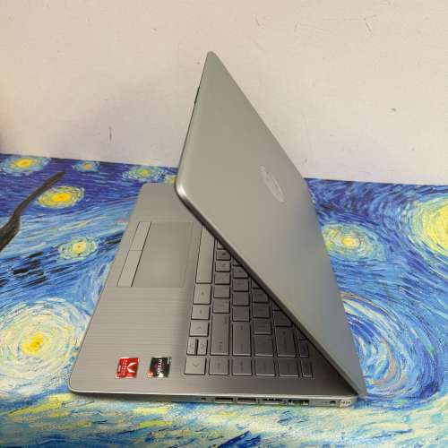 (超薄邊框文書機)HP AMD R5 3500U/4,8,16GB Ram/128,256,512GB SSD/8秒開機/超輕薄