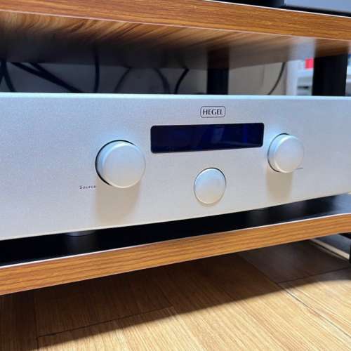 Hegel H200