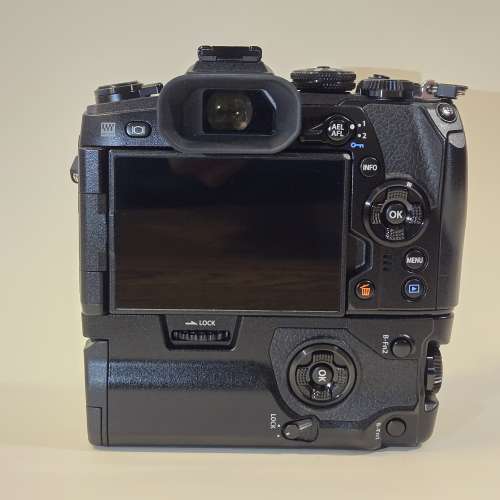 Olympus EM1 MK2 Body + 直度