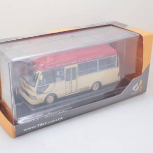tiny微影1/43紅色小巴 紅van 旺角 先達 模型