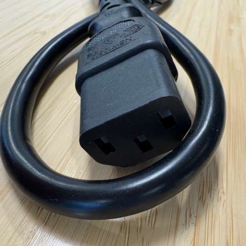 C13 to C14 power cord