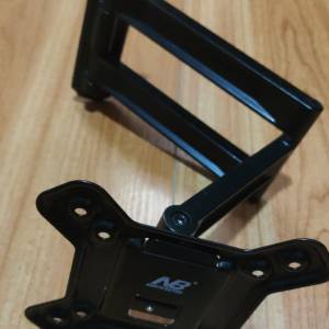 NBL 100-M TV Mounts 電视支架(10"-26")