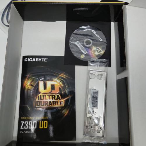 Gigabyte Z390 UD