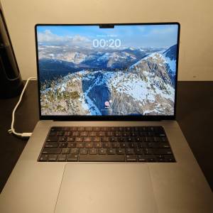 Macbook Pro 16' 64gb+1tb+32core gpu M1MAX