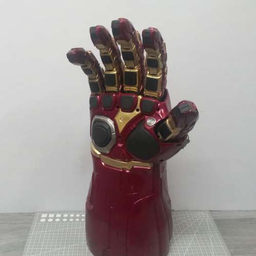 复仇者聯盟4 滅霸鋼鉄俠1:1無限寶石納米巨型手活會動模型