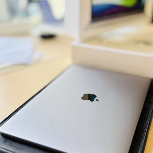 13” MacBook Pro - M2 with 8-core CPU, 10-core