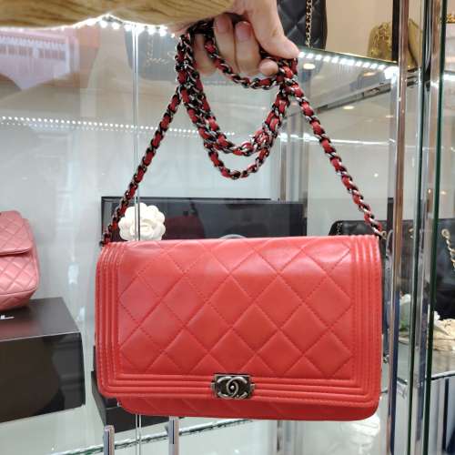 CHANEL紅色羊皮Boy系列菱格斜挎包 LeBoy wallet on chain WOC red color
