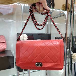 CHANEL紅色羊皮Boy系列菱格斜挎包 LeBoy wallet on chain WOC red color