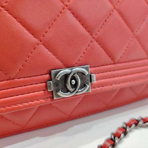 CHANEL紅色羊皮Boy系列菱格斜挎包 LeBoy wallet on chain WOC red color