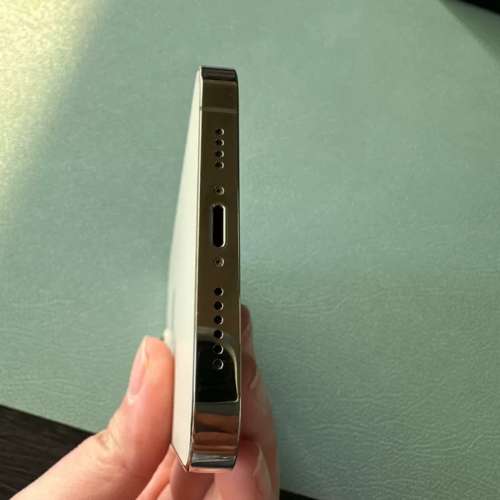 Apple iPhone 13Pro Max 1TB  ，98%新，電池效率87  %