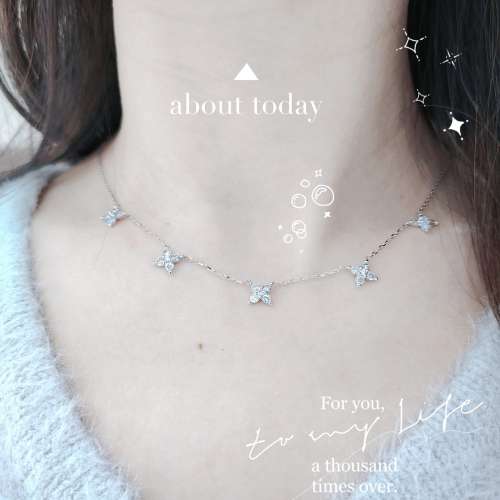 18K白金鑽石小花頸鍊 18K white gold diamond necklace