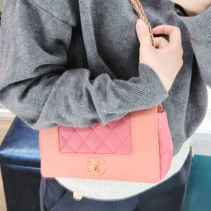 CHANEL粉紅色拼色手袋 Mademoselle Handbag / Crossbody Bag Pink Color