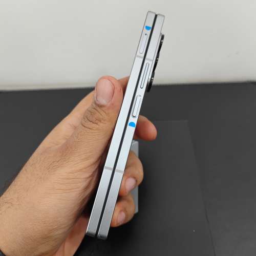 Fold 6 512GB 有 Samsung Care+