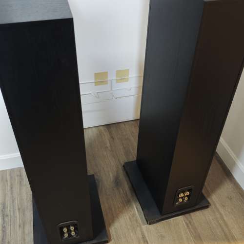 出售B&W 683 S2 黑色