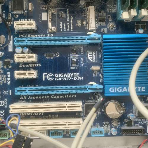 GIGABYTE GA-H77-D3H 底板(有背板)  + intel CPU i5-3750K 3.40GHZ   + 16G ram HK...