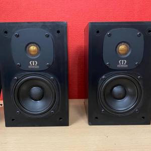 英國猛牌monitor one書架喇叭, made in England, size 見圖