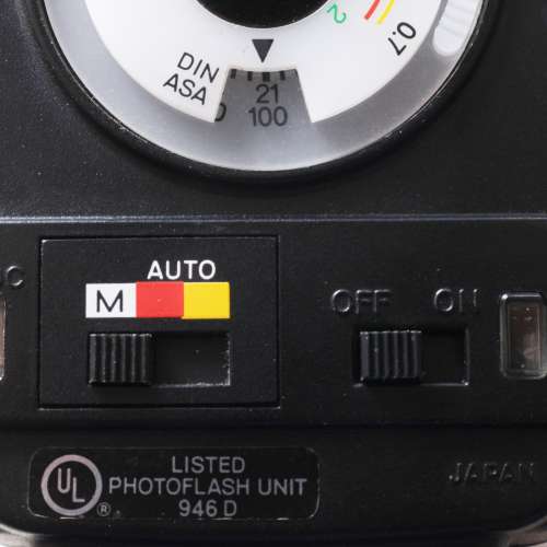 Minolta AUTO132x閃光燈(手動鏡絕配)多角度反射 色溫準 回電快(合菲林及無反機如SO...