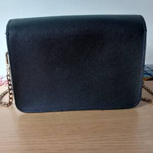 小手袋 small handbag