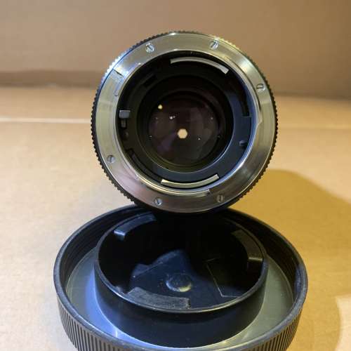 Leicaflex SL 2 body with case and R 90mm f/2.8 lens