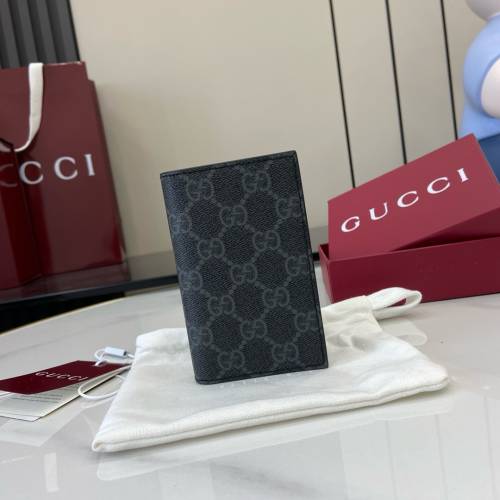 Gucci 卡包