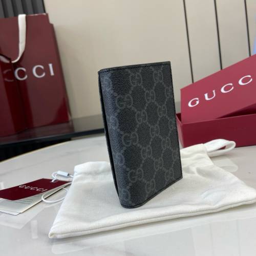 Gucci 卡包