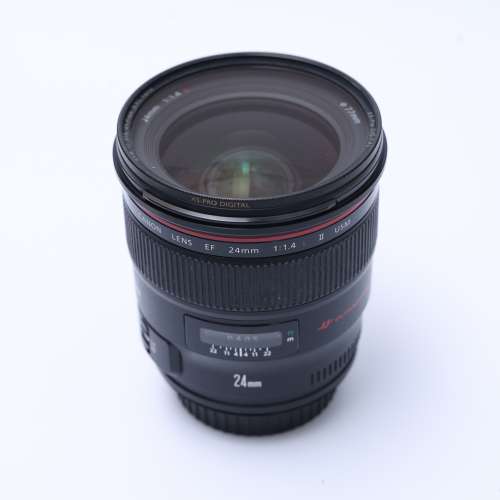 Canon EF 24mm f/1.4L II USM