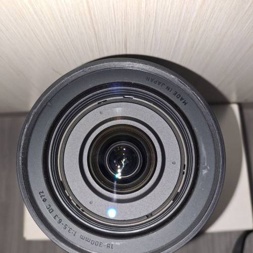 《天涯鏡》Sigma 18-300mm F3.5-6.3 (Canon EF Mount )！！！連配遮光罩及兩個月保養