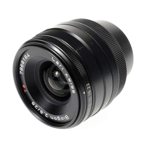 Contax Carl Zeiss Biogon T* 28mm f2.8 Lens