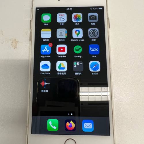 iphone 6s plus with 3.5mm plug batt 100%