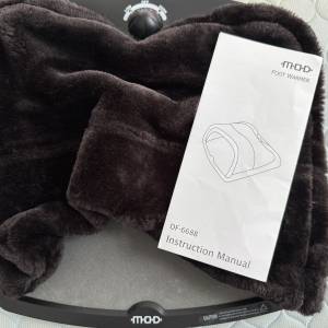 全新未用M.O.D foot warmer (暖腳板）