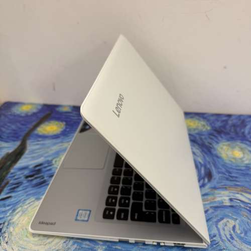 (超輕薄白色文書機)Lenovo ideapad i5-7200U/4,8,16GB Ram/128,256,512GB,1TB SSD/...