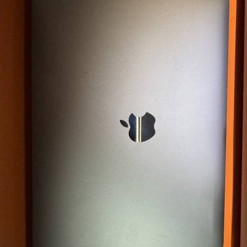 2019 13 inch Macbook Pro 8GB Ram 256GB 4 thunderbolt