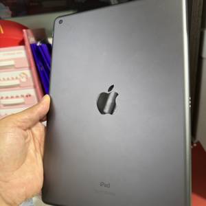 Ipad 第8代 128gb,港行極新，完美冇花，冇修冇拆，所有功能正常！