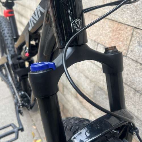 2025 JAVA SABBIA 12S 4活塞油剎 前29吋,後27.5吋輪組 軟尾 鋁合金山地車 送水架前...