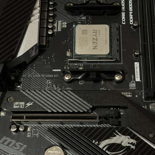 5800x連msi MPG X570 GAMING PRO WlFI底板