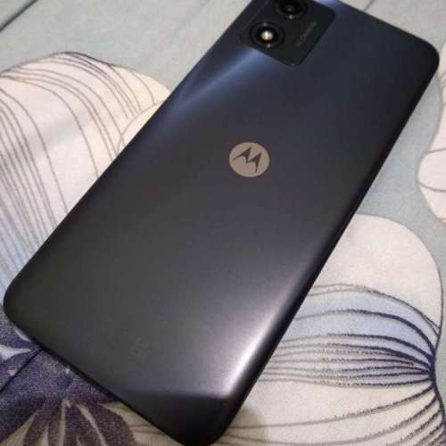 6.5" Moto e13
